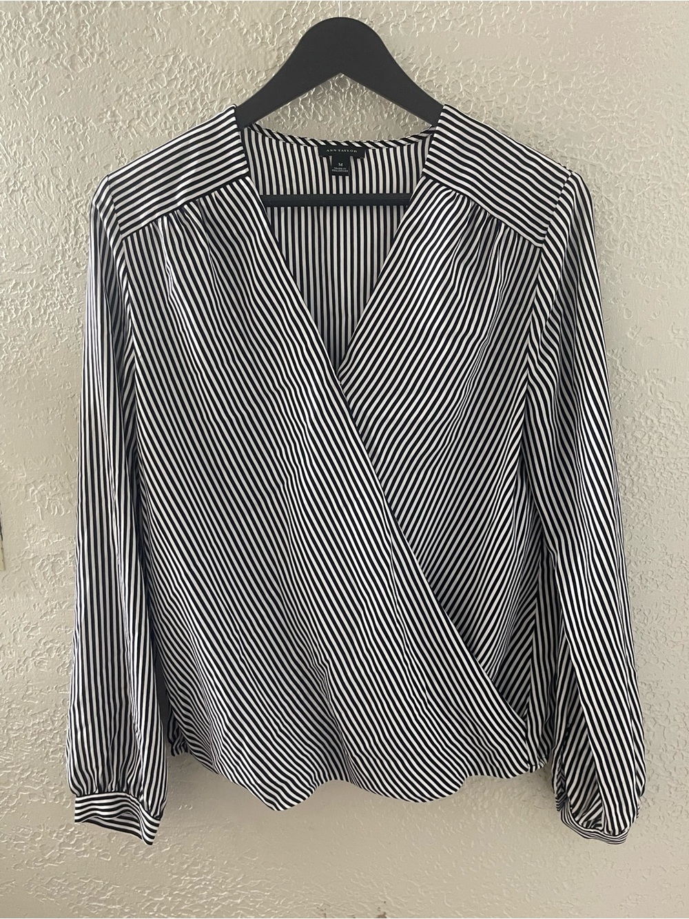 Ann Taylor Black and White Striped Long Sleeve Wrap-Front Shirt Medium